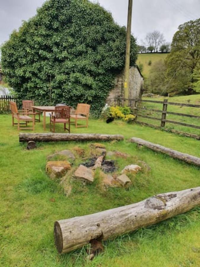 Cwm Farm Cwtch Merthyr Tydfil